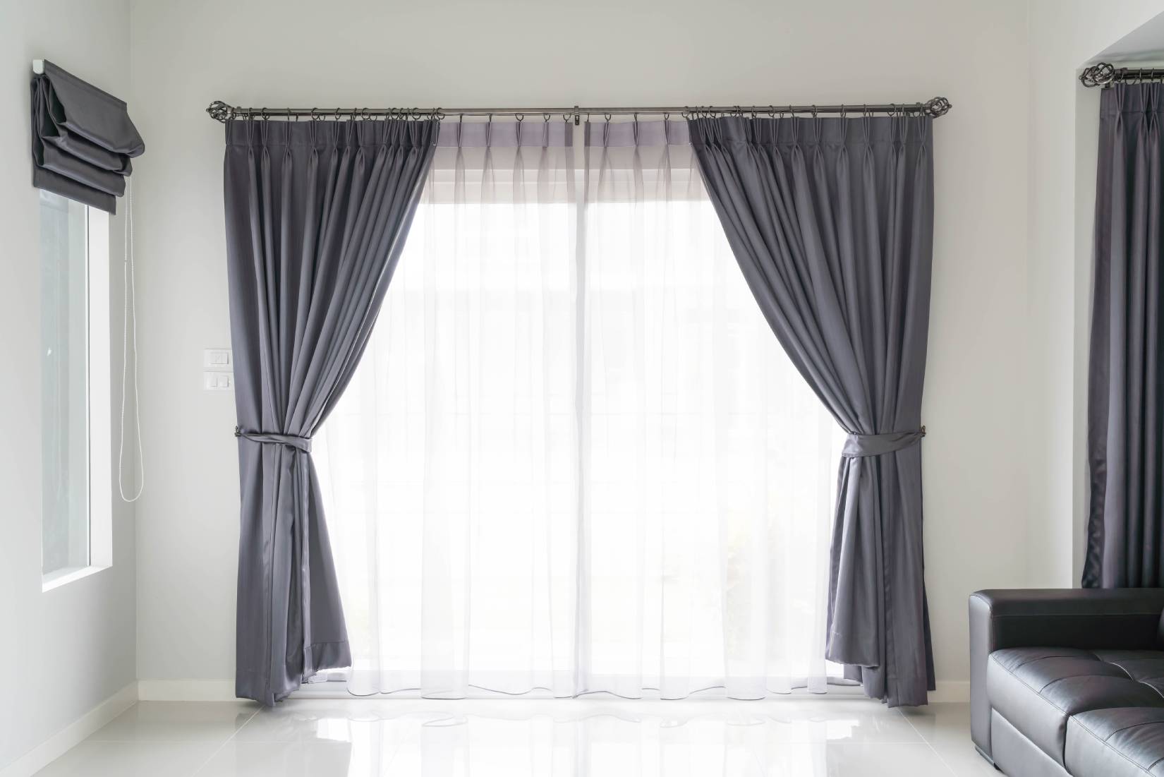 curtain-with-sunlight